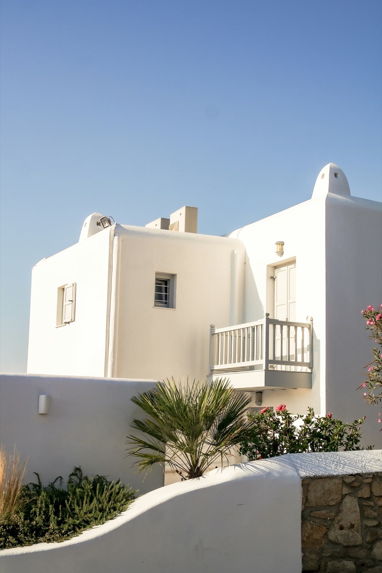 Mykonos house exterior, traditional Cycladic architecture