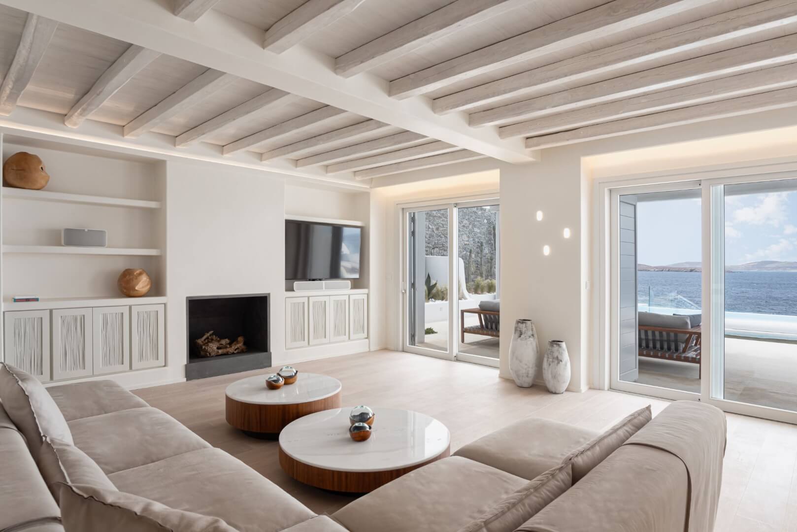 Villa Esmeralda interior detail