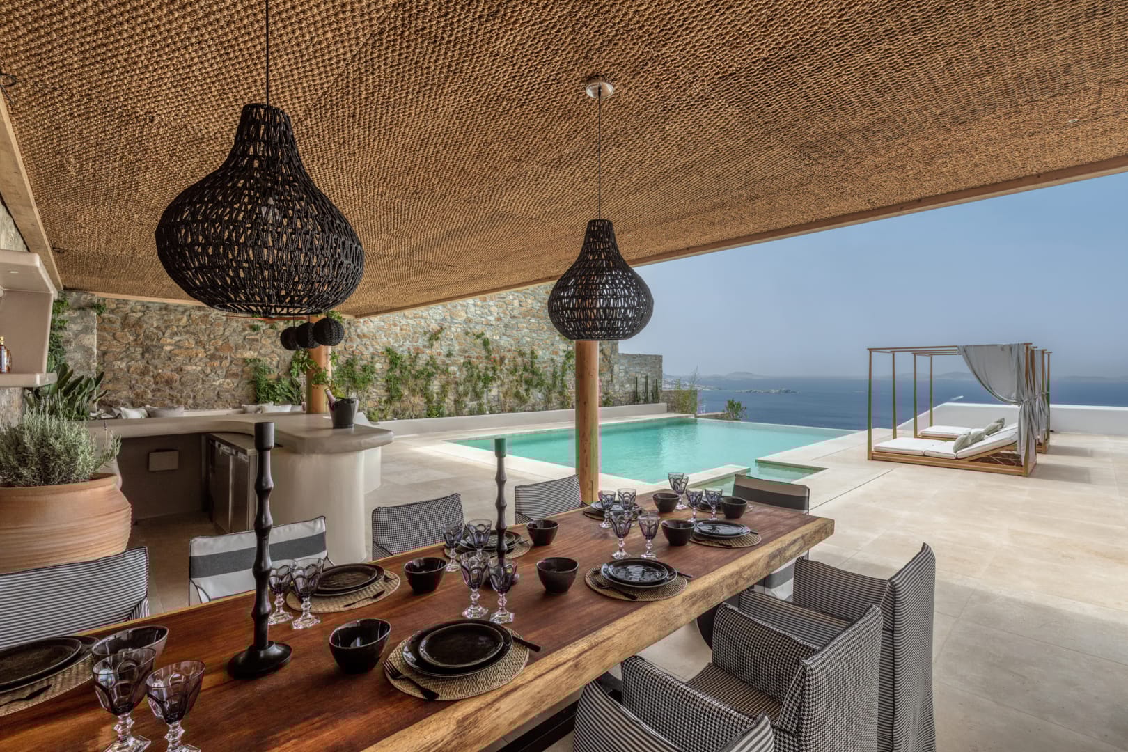 Villa Tourlos Breeze interior detail