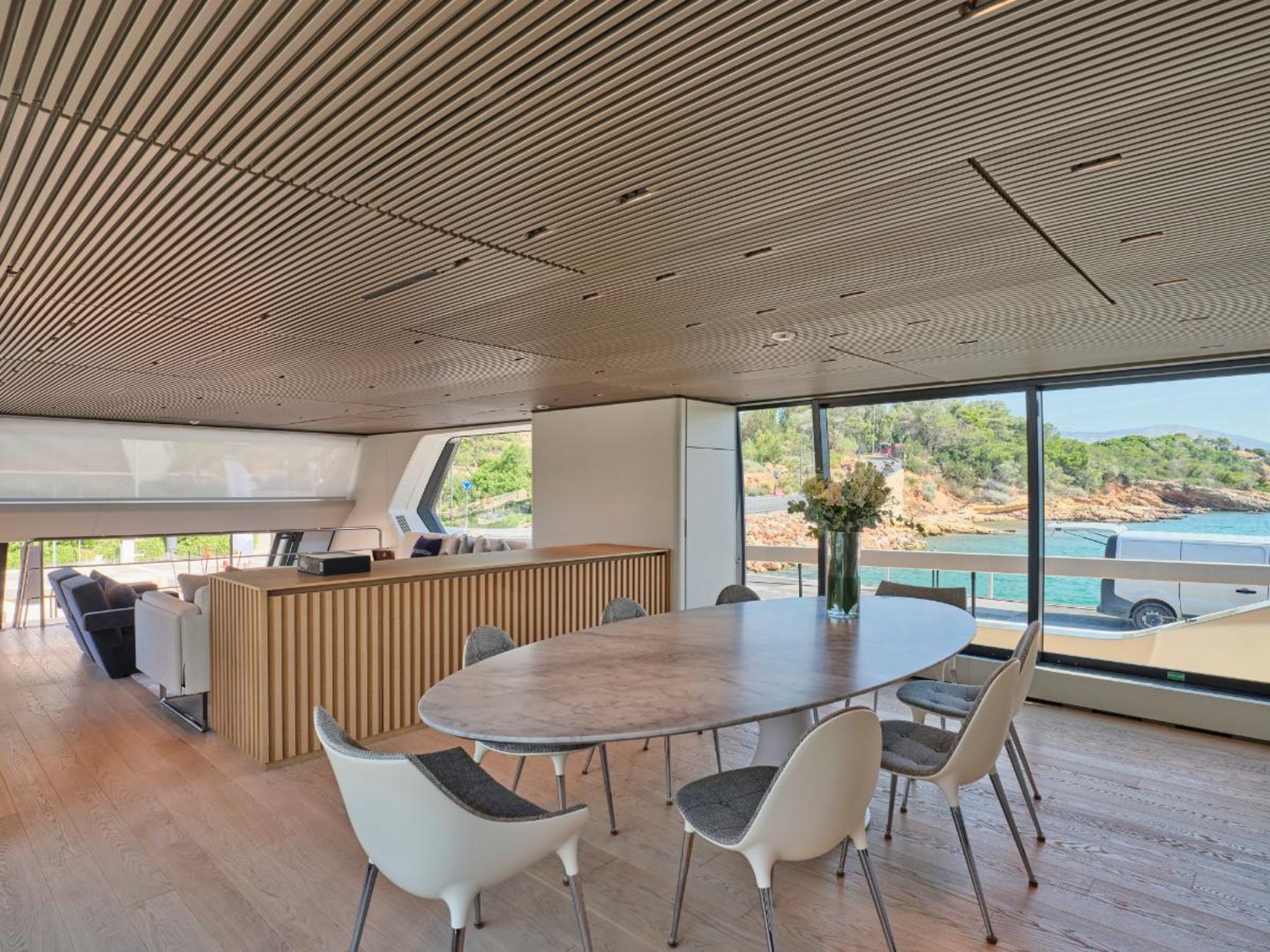 Guest cabin with direct sea access